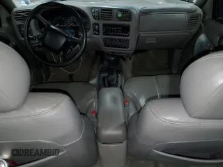 2001 GMC Jimmy SLE with VIN 1GKDT13WX12162484, listed as a Copart auction lot 46393385 with 0 mi miles and Salvage Title. Bid and sale history available at carsss.com. Image 8.