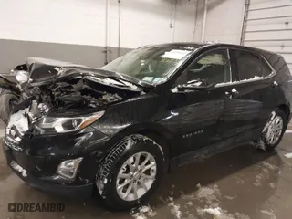 2020 Chevrolet Equinox LT with VIN 3GNAXUEV9LL286313, listed as a IAAI auction lot 41239362 with 120,870 mi miles. Bid and sale history available at carsss.com. Image 2.