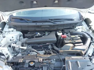 2017 Nissan Rogue SV with VIN 5N1AT2MV2HC843023, listed as a IAAI auction lot 41664836 with 69,946 mi miles and . Bid and sale history available at carsss.com. Image 10.