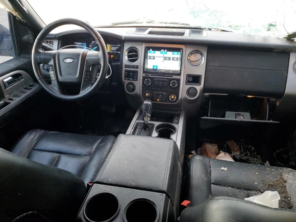 2017 Ford Expedition XLT with VIN 1FMJU1JT7HEA30985, listed as a Copart auction lot 85603524 with 120,928 mi miles and Salvage Title. Bid and sale history available at carsss.com. Image 8.