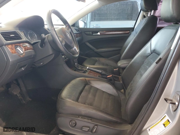 2012 Volkswagen Passat TDI SEL Premium with VIN 1VWCN7A31CC087469, listed as a Copart auction lot 47327285 with 125,993 mi miles and Salvage Title. Bid and sale history available at carsss.com. Image 7.