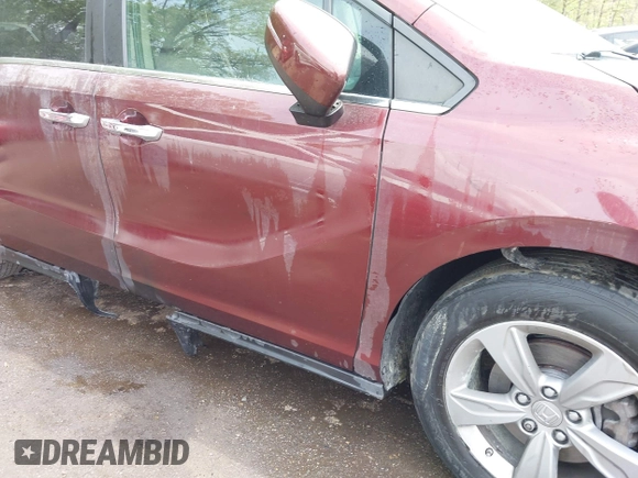 2018 Honda Odyssey EX with VIN 5FNRL6H56JB015557, listed as a IAAI auction lot 42112667 with Not provided miles and . Bid and sale history available at DreamBid. Image 12.