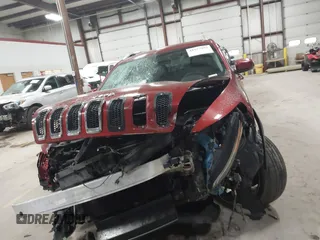 2017 Jeep Cherokee Latitude с VIN 1C4PJMCS9HW546630, выставлен на аукционе IAAI как лот 41577993 с пробегом 126 425 миль миль и . История ставок и продаж доступна на DreamBid. Изображение 12.