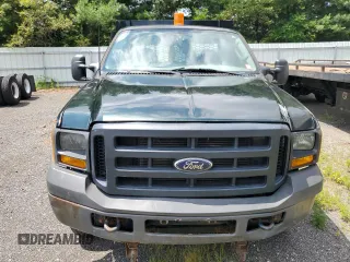 2006 Ford F-350 with VIN 1FDWF31526ED67123, listed as a Copart auction lot 65057085 with 32,342 mi miles and Clean title. Bid and sale history available at DreamBid. Image 5.