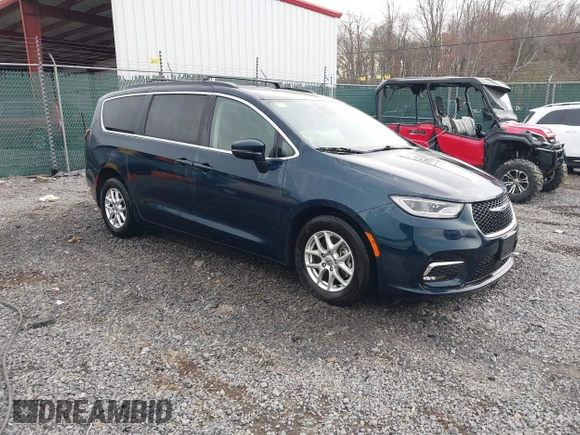 2022 Chrysler Pacifica Touring L with VIN 2C4RC1BG6NR128514, listed as a IAAI auction lot 41994944 with 67,555 mi miles and . Bid and sale history available at DreamBid. Image 1.