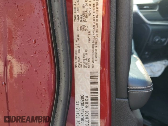 2023 Jeep Grand Cherokee Laredo z VIN 1C4RJKAG7P8832393, wystawiony jako Copart lot #50940045 z przebiegiem 31 405 mil mil oraz Szkoda całkowita • Salvage title. Historia ofert i sprzedaży dostępna na DreamBid. Obrazek 14.