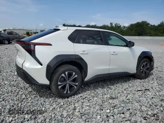 2025 Toyota bZ4X XLE с VIN JTMAAAAA4SA055322, выставлен на аукционе Copart как лот 60973145 с пробегом 4 121 миль миль и На запчасти • Non repairable. История ставок и продаж доступна на DreamBid. Изображение 3.