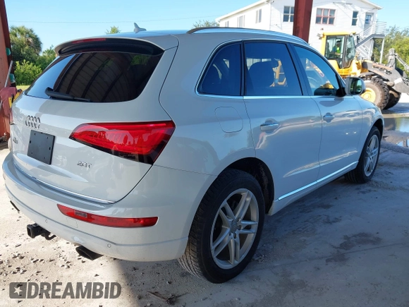 2015 Audi Q5 Premium Plus z VIN WA1LFAFP7FA059789, wystawiony jako IAAI lot #42574522 z przebiegiem 99 638 mil mil oraz . Historia ofert i sprzedaży dostępna na DreamBid. Obrazek 4.
