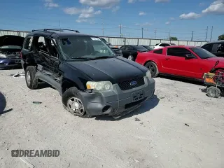 2005 Ford Escape XLS Value with VIN 1FMYU02Z35KB13600, listed as a Copart auction lot 71581184 with 187,747 mi miles and Salvage Title. Bid and sale history available at carsss.com. Image 12.