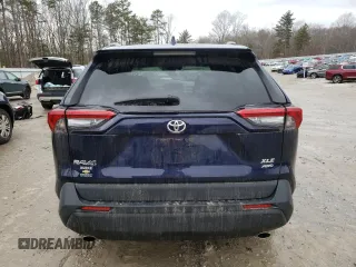 2020 Toyota RAV4 XLE with VIN 2T3P1RFV5LC086345, listed as a Copart auction lot 47277045 with 82,750 mi miles and Salvage Title. Bid and sale history available at DreamBid. Image 6.