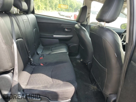 2016 Toyota Prius Two z VIN JTDZN3EUXGJ054531, wystawiony jako Copart lot #59105225 z przebiegiem Nie podano mil oraz Czysty tytuł • Clean title. Historia ofert i sprzedaży dostępna na DreamBid. Obrazek 10.