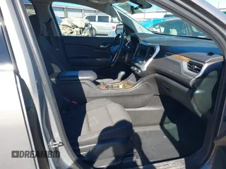 2019 GMC Acadia SLE z VIN 1GKKNLLS1KZ262878, wystawiony jako IAAI lot #40863657 z przebiegiem 79 402 mil mil oraz . Historia ofert i sprzedaży dostępna na DreamBid. Obrazek 5.
