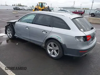 2015 Audi allroad A4 Premium Plus z VIN WA1UFAFL3FA017363, wystawiony jako IAAI lot #41890816 z przebiegiem 109 954 mil mil oraz . Historia ofert i sprzedaży dostępna na DreamBid. Obrazek 3.
