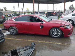 2022 Lexus ES with VIN 58ACZ1B15NU119942, listed as a IAAI auction lot 41785863 with 42,854 mi miles. Bid and sale history available at carsss.com. Image 13.