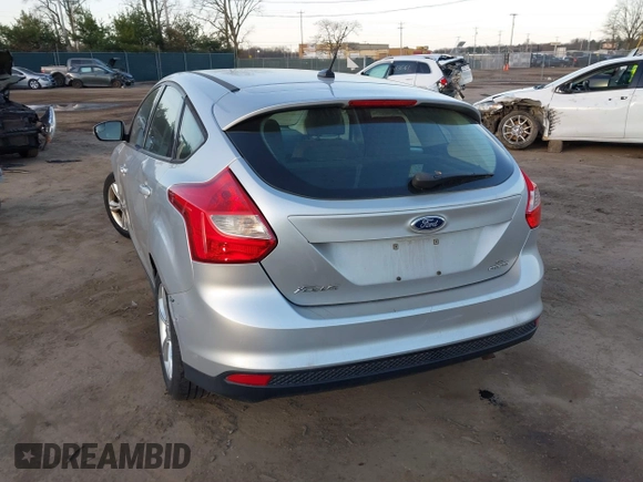 2013 Ford Focus SE with VIN 1FADP3K26DL350210, listed as a IAAI auction lot 41822980 with 124,569 mi miles and . Bid and sale history available at carsss.com. Image 3.