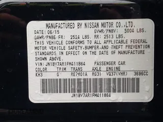 2015 Infiniti Q50 Premium with VIN JN1BV7AR1FM411864, listed as a IAAI auction lot 40800193 with 104,154 mi miles. Bid and sale history available at carsss.com. Image 9.
