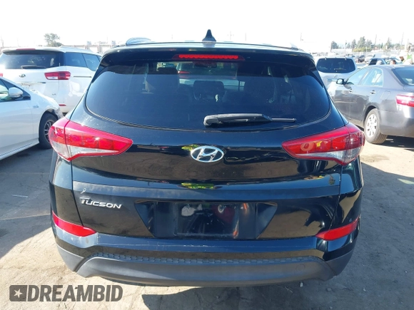 2018 Hyundai Tucson SEL z VIN KM8J33A43JU790981, wystawiony jako IAAI lot #42222023 z przebiegiem 63 924 mil mil oraz . Historia ofert i sprzedaży dostępna na DreamBid. Obrazek 16.
