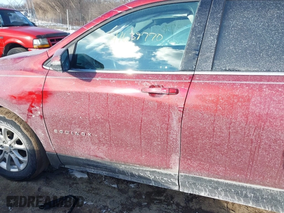 2019 Chevrolet Equinox LT with VIN 2GNAXKEV1K6101226, listed as a IAAI auction lot 41639770 with 99,425 mi miles. Bid and sale history available at carsss.com. Image 14.