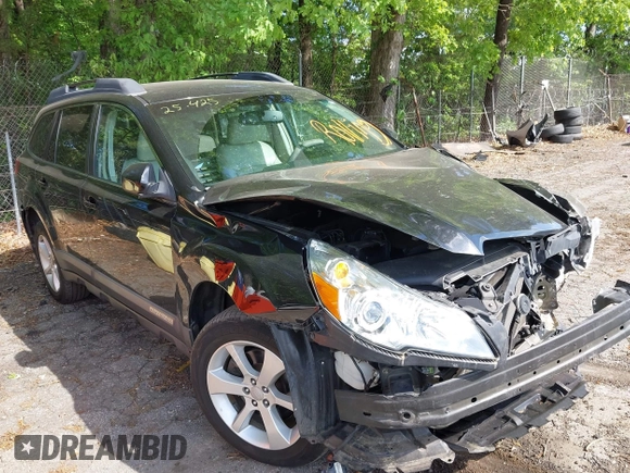 2011 Subaru Outback Limited Power Moon z VIN 4S4BREKCXB2389381, wystawiony jako IAAI lot #42075790 z przebiegiem 152 426 mil mil oraz . Historia ofert i sprzedaży dostępna na DreamBid. Obrazek 1.