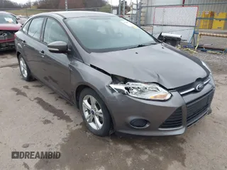 2014 Ford Focus SE with VIN 1FADP3F24EL105899, listed as a IAAI auction lot 41840399 with 90,074 mi miles. Bid and sale history available at carsss.com. Image 1.