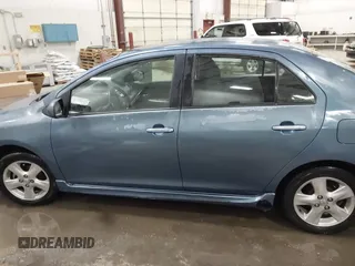 2007 Toyota Yaris with VIN JTDBT903371175510, listed as a IAAI auction lot 41573587 with 218,210 mi miles. Bid and sale history available at carsss.com. Image 14.