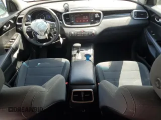 2020 Kia Sorento L with VIN 5XYPG4A3XLG657641, listed as a Copart auction lot 53758455 with 156,675 mi miles and Non Repairable. Bid and sale history available at DreamBid. Image 8.