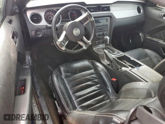 2014 Ford Mustang V6 with VIN 1ZVBP8AM2E5215150, listed as a Copart auction lot 56136135 with 189,225 mi miles and Salvage title. Bid and sale history available at DreamBid. Image 8.