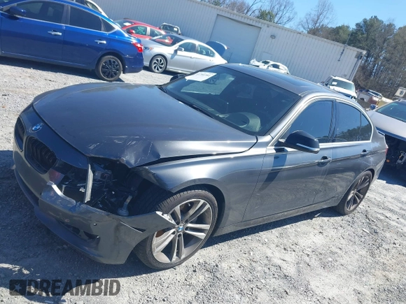 2013 BMW 3 Series ActiveHybrid 3 with VIN WBA3F9C50DF484095, listed as a IAAI auction lot 41780384 with 172,110 mi miles. Bid and sale history available at carsss.com. Image 14.