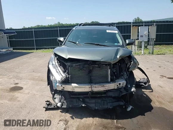2019 Toyota Highlander SE z VIN 5TDJZRFH8KS705933, wystawiony jako Copart lot #61990425 z przebiegiem 65 839 mil mil oraz Szkoda całkowita • Salvage title. Historia ofert i sprzedaży dostępna na DreamBid. Obrazek 15.