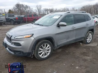 2016 Jeep Cherokee High Altitude with VIN 1C4PJLDB6GW229136, listed as a IAAI auction lot 41675568 with 146,533 mi miles. Bid and sale history available at carsss.com. Image 21.
