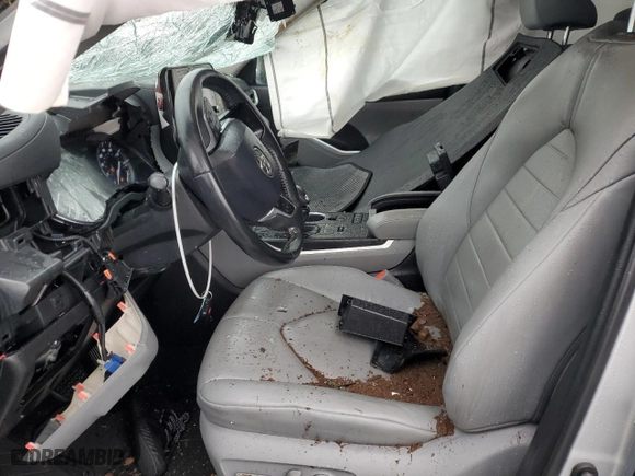 2020 Toyota Highlander XLE with VIN 5TDGZRAH4LS507952, listed as a Copart auction lot 44690655 with 98,567 mi miles and Salvage Title. Bid and sale history available at carsss.com. Image 7.