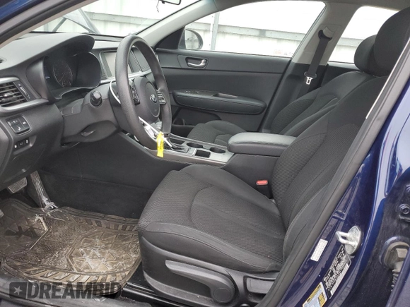 2020 Kia Optima LX z VIN 5XXGT4L39LG414013, wystawiony jako Copart lot #52505515 z przebiegiem 129 719 mil mil oraz Szkoda całkowita • Salvage title. Historia ofert i sprzedaży dostępna na DreamBid. Obrazek 7.