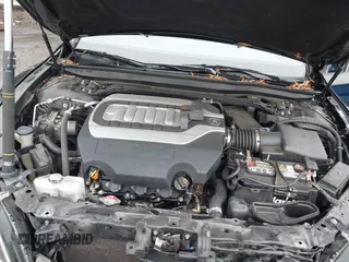 2014 Acura RLX with VIN JH4KC1F38EC002414, listed as a IAAI auction lot 41471421 with 112,853 mi miles. Bid and sale history available at carsss.com. Image 10.