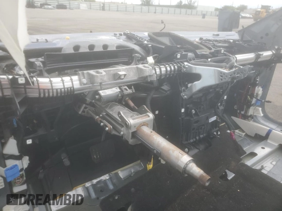 2023 Tesla Model 3 с VIN 5YJ3E1EA0PF451642, выставлен на аукционе Copart как лот 86911554 с пробегом Не указан миль и На запчасти • Non repairable. История ставок и продаж доступна на DreamBid. Изображение 9.