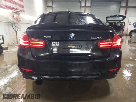 2013 BMW 3 Series 328i xDrive with VIN WBA3B5G56DNP40468, listed as a Copart auction lot 46637105 with 95,476 mi miles and Clean Title. Bid and sale history available at carsss.com. Image 6.