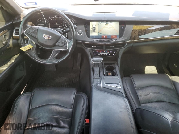 2018 Cadillac CT6 Luxury RWD z VIN 1G6KC5RXXJU159666, wystawiony jako Copart lot #71303324 z przebiegiem 187 121 mil mil oraz Szkoda całkowita • Salvage title. Historia ofert i sprzedaży dostępna na DreamBid. Obrazek 8.