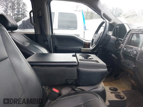 2016 Ford F-150 XLT with VIN 1FTEW1EP7GFB56351, listed as a IAAI auction lot 41623566 with 279,454 mi miles. Bid and sale history available at carsss.com. Image 5.