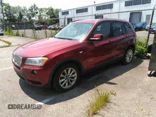 2014 BMW X3 xDrive28i z VIN 5UXWX9C58E0D33105, wystawiony jako IAAI lot #42427201 z przebiegiem 68 249 mil mil oraz . Historia ofert i sprzedaży dostępna na DreamBid. Obrazek 2.