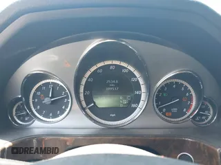2010 Mercedes-Benz E 350 Luxury with VIN WDDHF8HBXAA102641, listed as a IAAI auction lot 42549879 with 199,517 mi miles and . Bid and sale history available at DreamBid. Image 7.