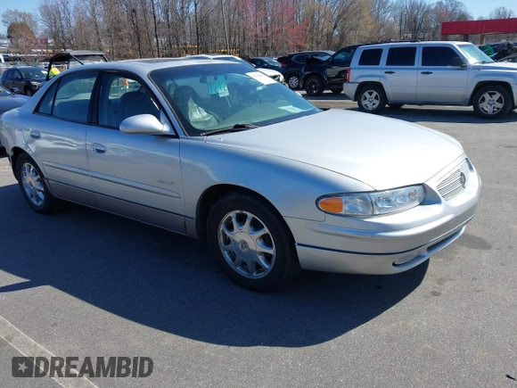 2000 Buick Regal GS with VIN 2G4WF5512Y1219495, listed as a IAAI auction lot 41758016 with 1 mi miles. Bid and sale history available at carsss.com. Image 1.