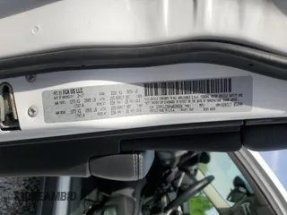 2017 Jeep Cherokee Latitude z VIN 1C4PJLCB6HW628924, wystawiony jako Copart lot #55154895 z przebiegiem 70 645 mil mil oraz Szkoda całkowita • Salvage title. Historia ofert i sprzedaży dostępna na DreamBid. Obrazek 12.
