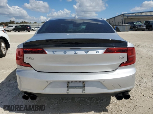 2017 Volvo S90 Momentum z VIN YV1102AK2H1010982, wystawiony jako Copart lot #78193174 z przebiegiem Nie podano mil oraz Nie do naprawy • Non repairable. Historia ofert i sprzedaży dostępna na DreamBid. Obrazek 6.