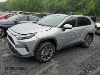 2025 Toyota RAV4 Hybrid XLE Premium z VIN JTMB6RFV1SD152590, wystawiony jako Copart lot #60337465 z przebiegiem 1 192 mil mil oraz Szkoda całkowita • Salvage title. Historia ofert i sprzedaży dostępna na DreamBid. Obrazek 1.