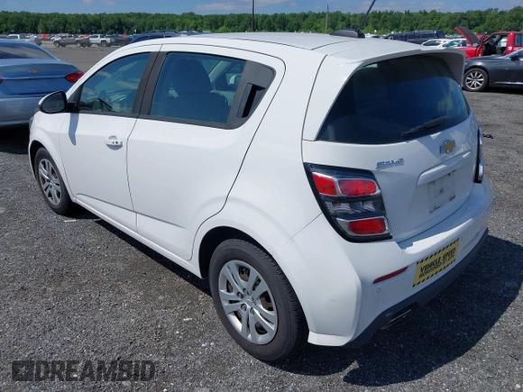 2020 Chevrolet Sonic LT z VIN 1G1JG6SBXL4112344, wystawiony jako IAAI lot #42197358 z przebiegiem 89 720 mil mil oraz . Historia ofert i sprzedaży dostępna na DreamBid. Obrazek 3.