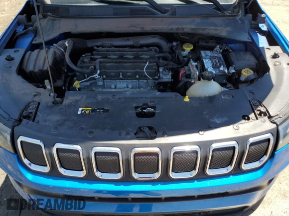 2022 Jeep Compass Latitude with VIN 3C4NJCBB5NT214270, listed as a Copart auction lot 56959935 with 52,137 mi miles and Clean title. Bid and sale history available at DreamBid. Image 12.