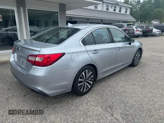 2019 Subaru Legacy Premium z VIN 4S3BNAF67K3027967, wystawiony jako Copart lot #60914165 z przebiegiem 155 504 mil mil oraz Czysty tytuł • Clean title. Historia ofert i sprzedaży dostępna na DreamBid. Obrazek 4.