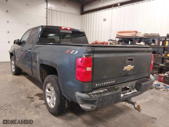 2018 Chevrolet Silverado 1500 LT with VIN 1GCVKREC8JZ318355, listed as a IAAI auction lot 41545597 with 123,895 mi miles. Bid and sale history available at carsss.com. Image 3.