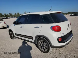 2014 FIAT 500L Trekking with VIN ZFBCFADH9EZ018472, listed as a Copart auction lot 77189464 with 155,396 mi miles and Clean Title. Bid and sale history available at carsss.com. Image 2.