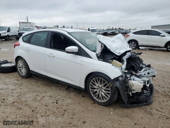 2016 Ford Focus SE with VIN 1FADP3K27GL263453, listed as a Copart auction lot 42728245 with 84,921 mi miles and Salvage Title. Bid and sale history available at carsss.com. Image 4.