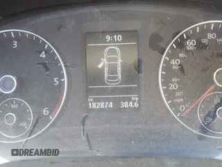 2013 Volkswagen Passat SE с VIN 1VWBN7A39DC129965, выставлен на аукционе IAAI как лот 42302910 с пробегом 182 874 миль миль и . История ставок и продаж доступна на DreamBid. Изображение 7.